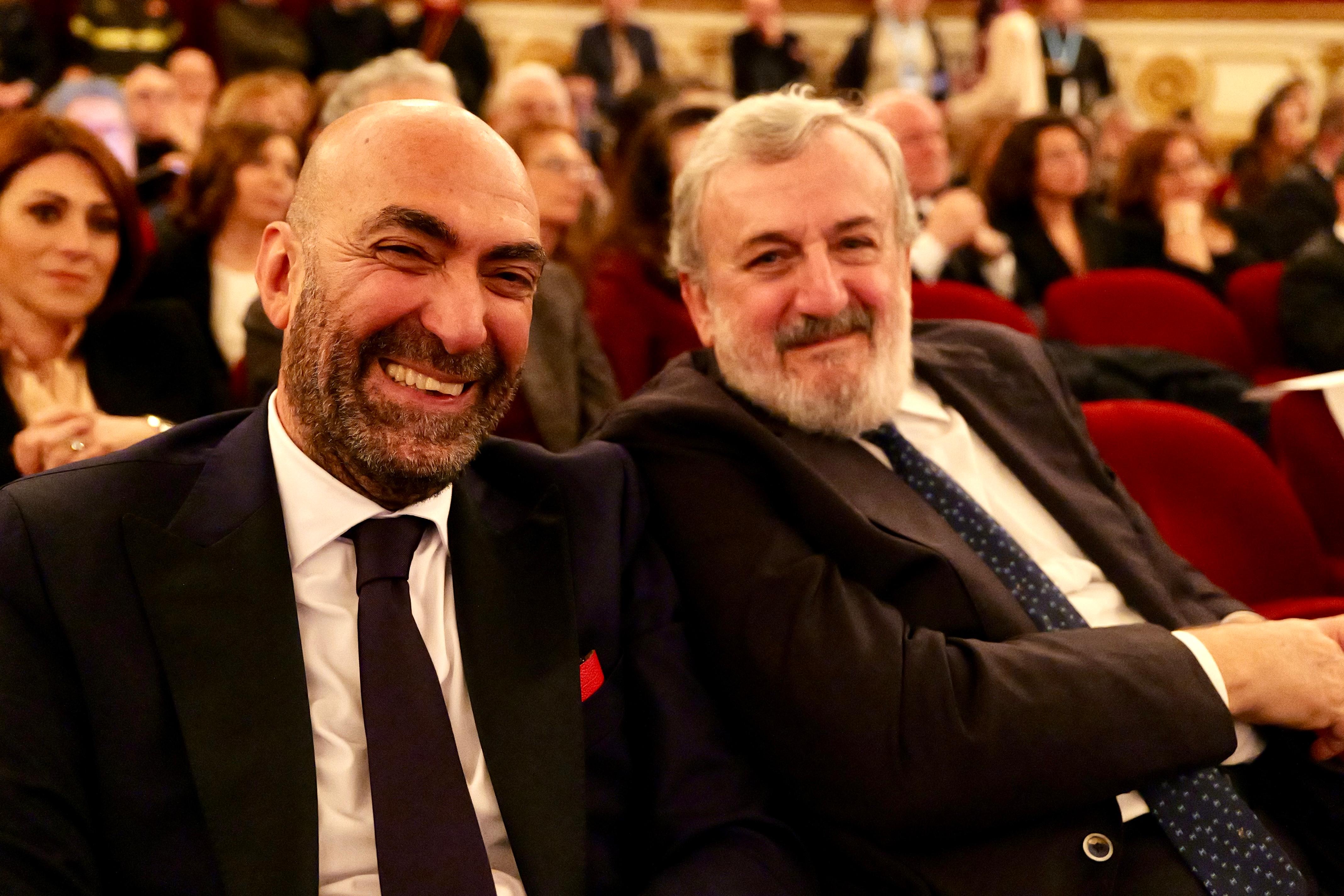 Galleria EMILIANO ALLA CERIMONIA INAUGURALE DEL BIF&ST 2025: “UN CAMMINO LUNGHISSIMO, CONTINUEREMO A FAR CRESCERE IL CINEMA ITALIANO E PUGLIESE” - Diapositiva 3 di 5